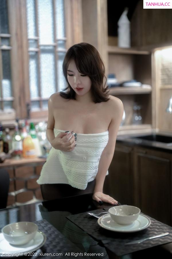 雅雯  [XiuRen]高清写真图 2022.12.13 No.5988 雅雯 黑丝美腿第49张图片